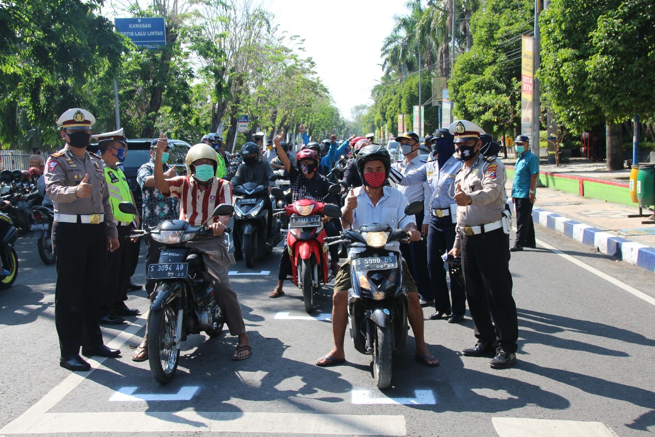 STARTING GRID DUKUNG PHYSICAL DISTANCING