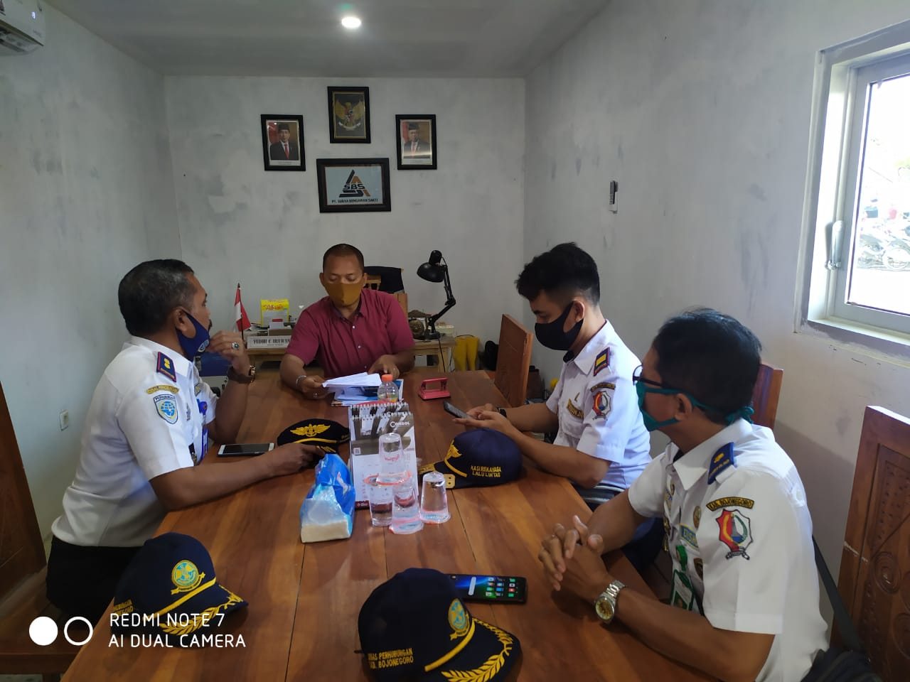 MATERIAL BERCECERAN DI JALAN, DISHUB HIMBAU PERUSAHAAN BATCHINGPLANT