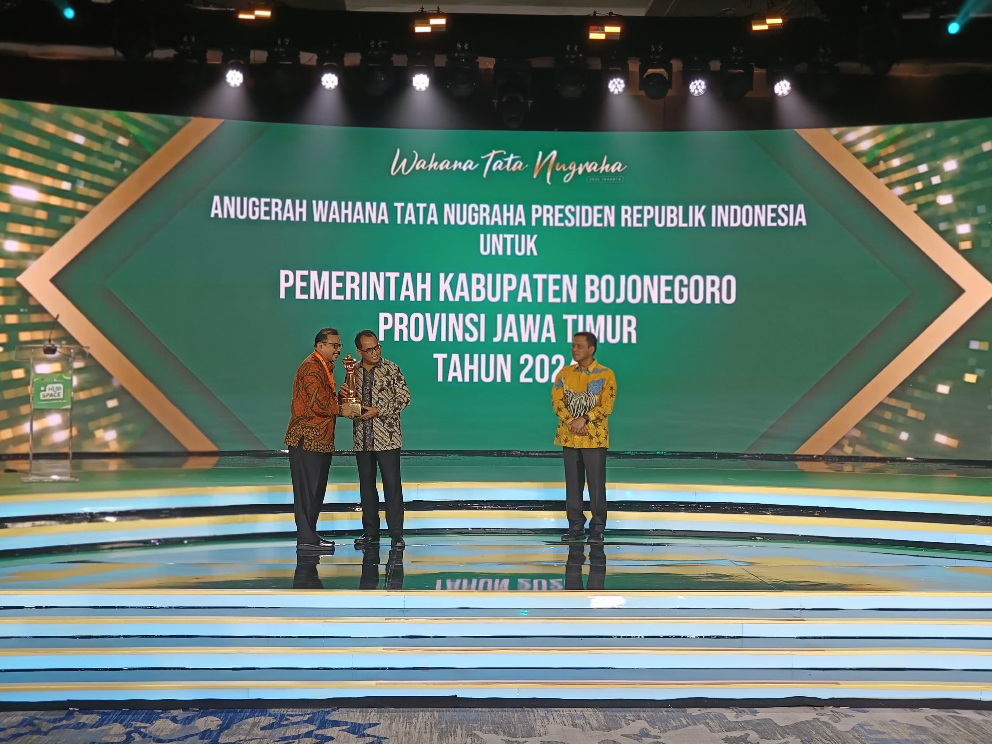 PEMKAB BOJONEGORO RAIH WAHANA TATA NUGRAHA (WTN) TAHUN 2024