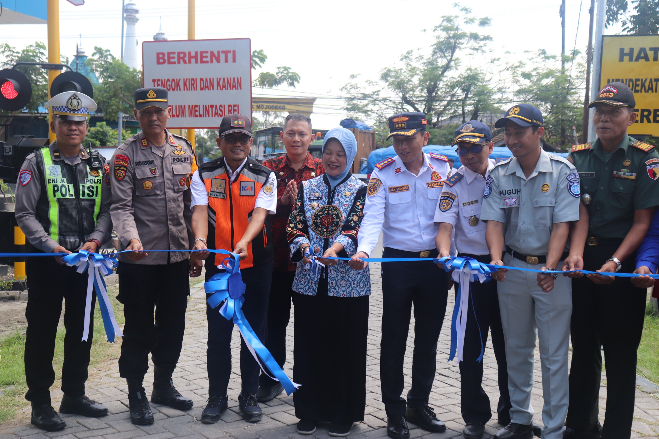 Peresmian Pos Jaga dan Palang Pintu Kereta Api di Bojonegoro Tahun 2025