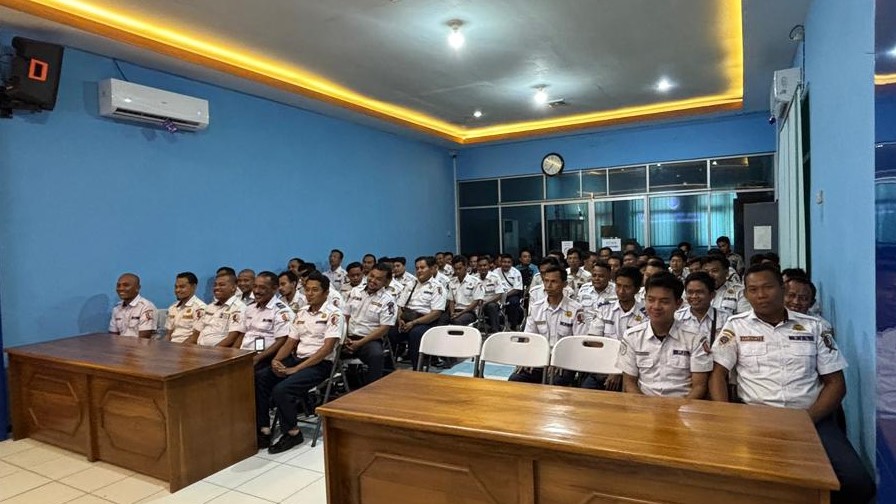 Dishub Bojonegoro Siagakan Petugas Jaga Lintasan Kereta Api Jelang Angkutan Lebaran 2026