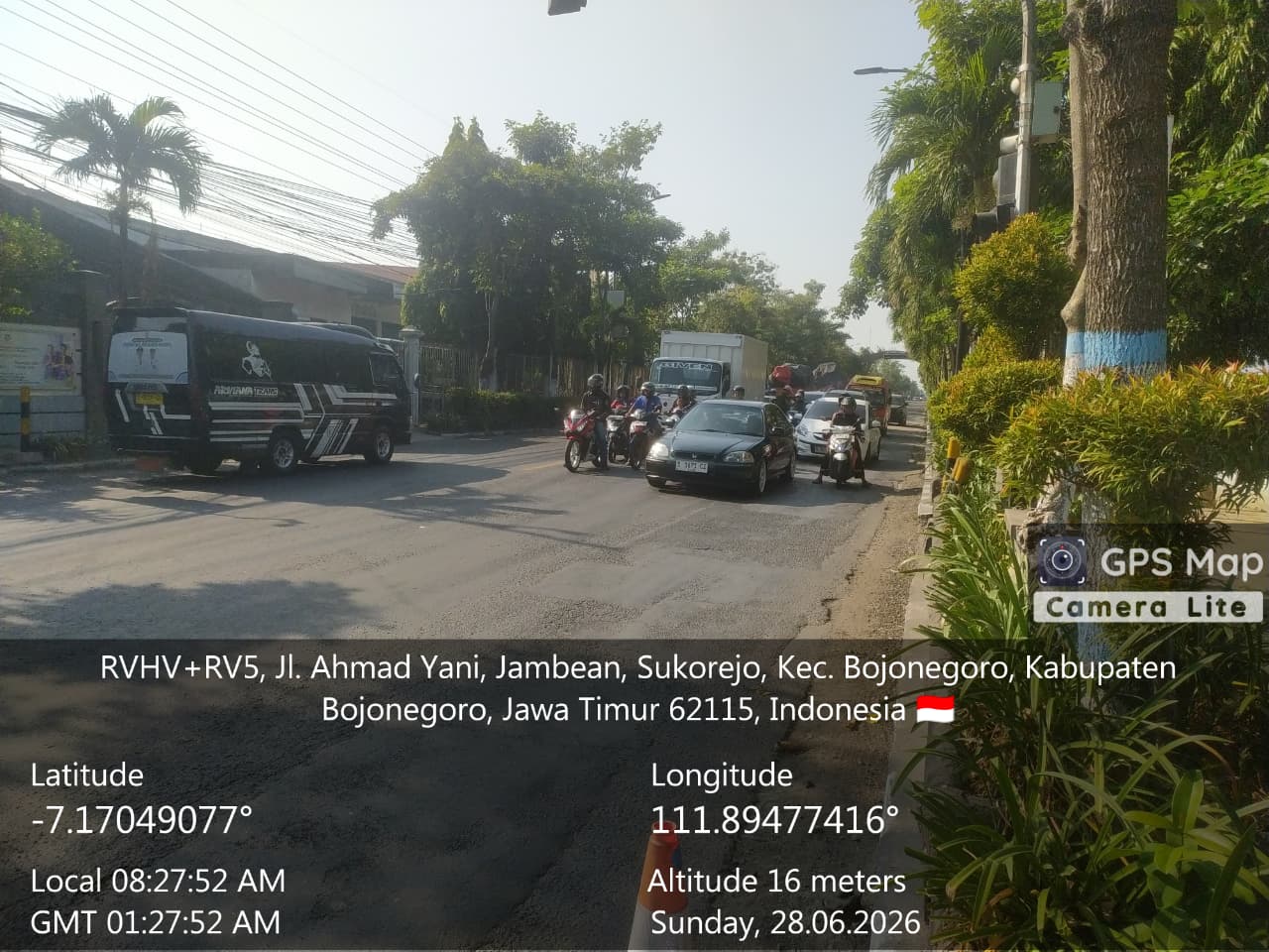 Pantauan Arus Lalu Lintas Jalan Ahmad Yani Bojonegoro Pagi Ini: Cuaca Cerah dan Kondusif