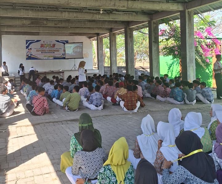 Dishub Sosialisasikan Program Angkutan Pelajar Gratis kepada Siswa Baru SMP Negeri 1 Kedungadem