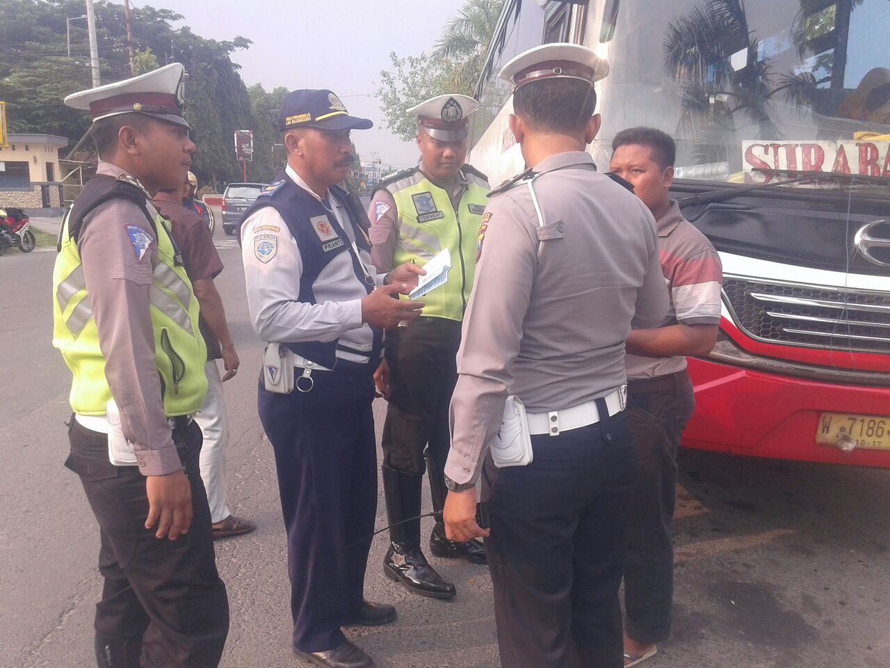 Penindakan lapangan terhadap BUS dan MPU